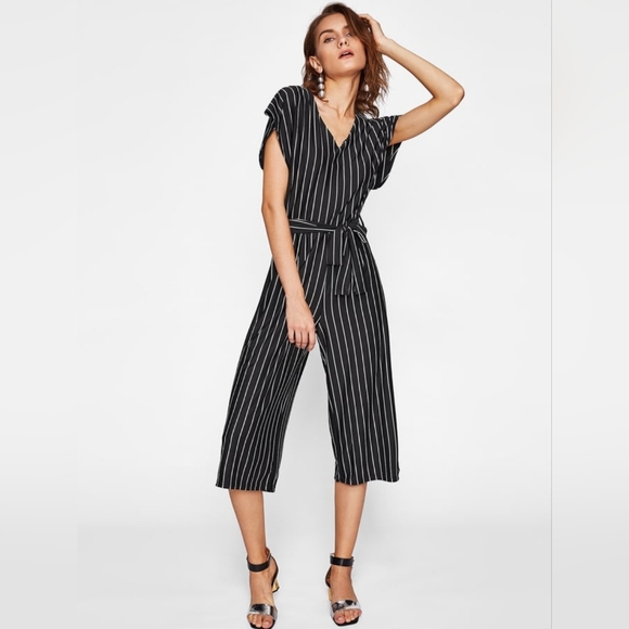 Batwing Short Sleeves V Neck Pinstripe Tie-Waist Jumpsuit, BLACK, SZ: S ~ NEW - Picture 6 of 7